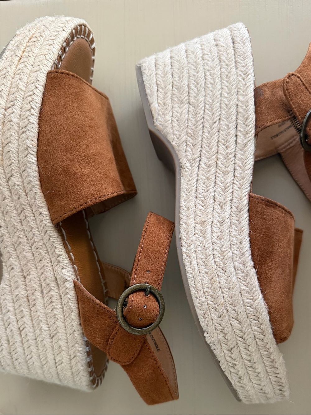 Universal Thread Tan Suede Espadrille Platform Sandals